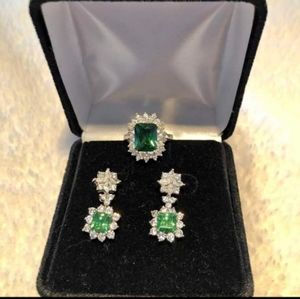 Emerald ring and earrings (sold together)